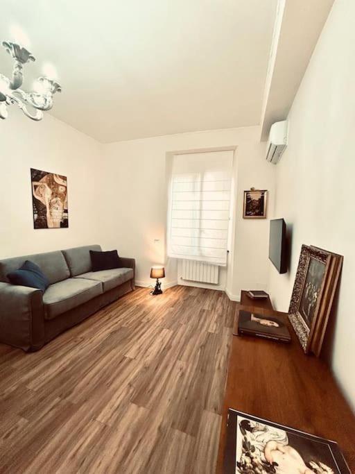 Spazio Di Stile Metro C Mirti Apartment Rom